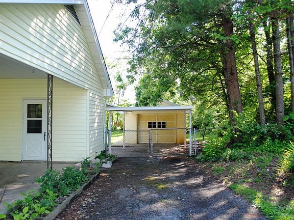 5th image of 512 Scenic Dr
