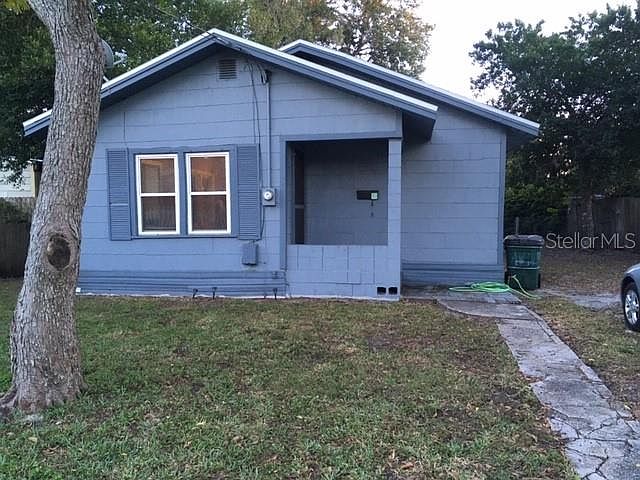 1st image of 404 SE Avenue I