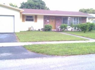 6610 SW 7th St, Pembroke Pines, FL 33023