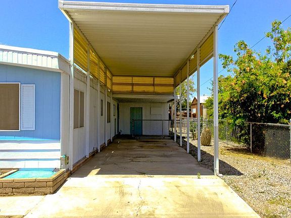 4th image of 218 N Stardust Ln
