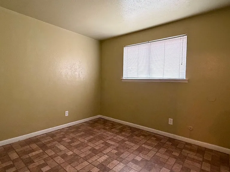 Pleasun Apartments — Photo 10
