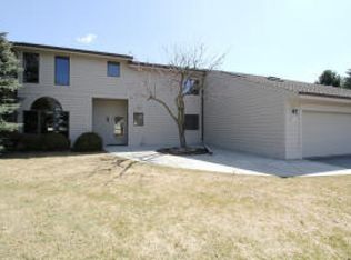 N81W13591 Wedge Ct, Menomonee Falls, WI 53051