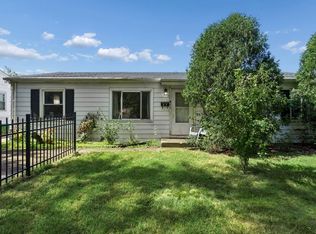 307 Edinburgh Dr, Lockport, IL 60441