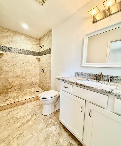 860 N Kansas Ave — Photo 14
