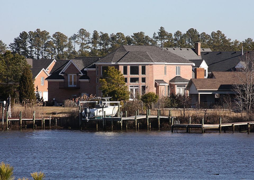 1st image of 1953 Lancing Crest Ln