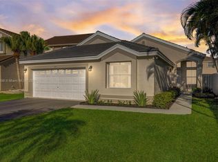 919 Stanton Dr, Weston, FL 33326