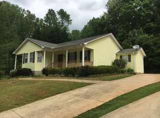 24 W Lee Rd, Taylors, SC 29687