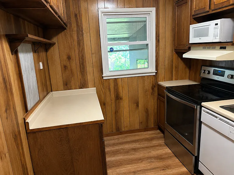 3808 Danbury Ct — Photo 4