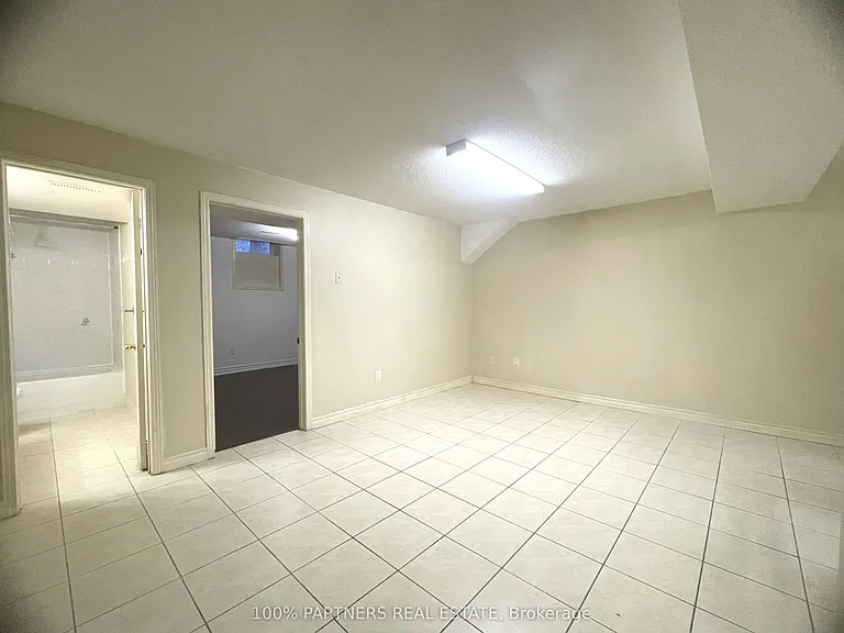 23 Vickers Rd #2-1 — Photo 10