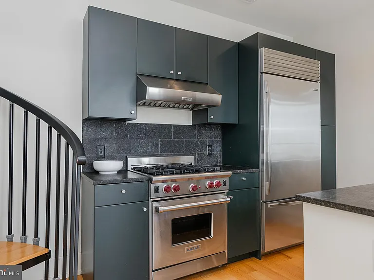 2516 Q St NW #Q305 — Photo 11
