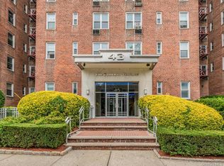 43 Bronx River Rd APT 2M, Yonkers, NY 10704