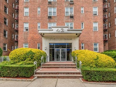 43 Bronx River Road #2M, Yonkers, NY, 10704