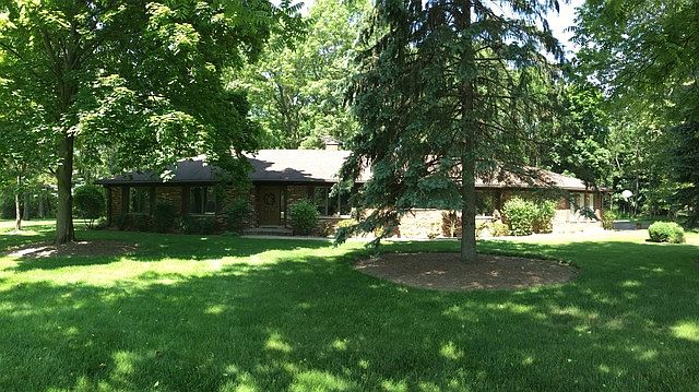 1st image of 27070 W Ivanhoe Ct