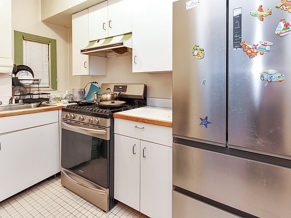 3rd image of 1720 E 14th St #4Z