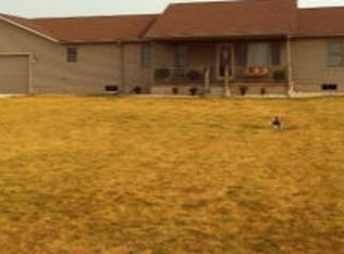 15569 Clingan Ln, Westville, IL 61883