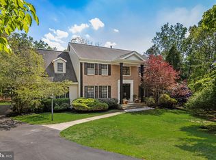 4 Irongate Ln, Medford, NJ 08055