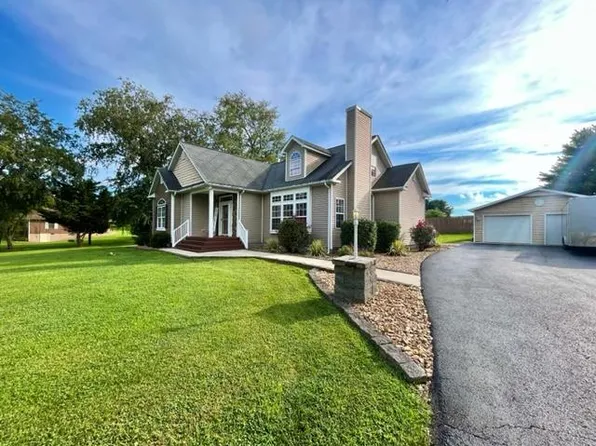 149 Pleasant Pine Dr, Max Meadows, VA 24360