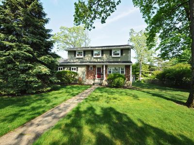 69 Lincoln Ave, Massapequa, NY, 11758