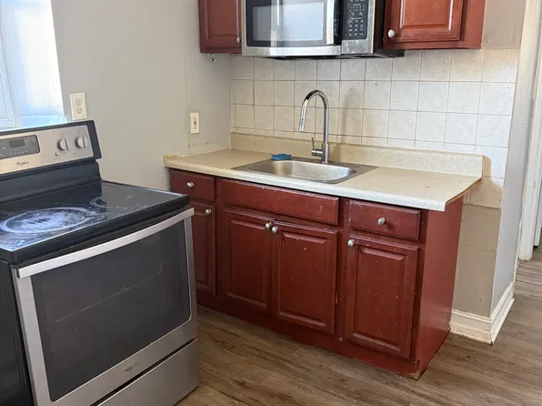 5637 Chew Ave APT 2, Philadelphia, PA 19138
