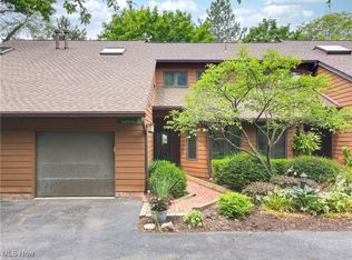 30105 Center Ridge Rd APT B, Westlake, OH 44145