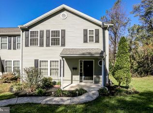 141 E Shady Ln, Enola, PA 17025