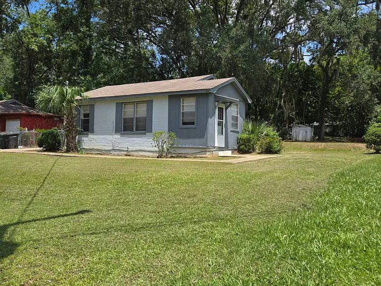 1222 Coleman St — Photo 1