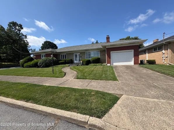 608 School St, Moosic, PA 18507