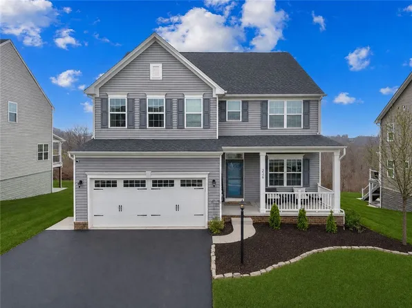 226 Regency Dr N, Eighty Four, PA 15330