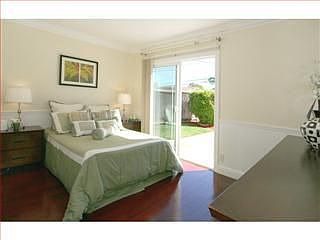 4th image of 3680 Ross Ave