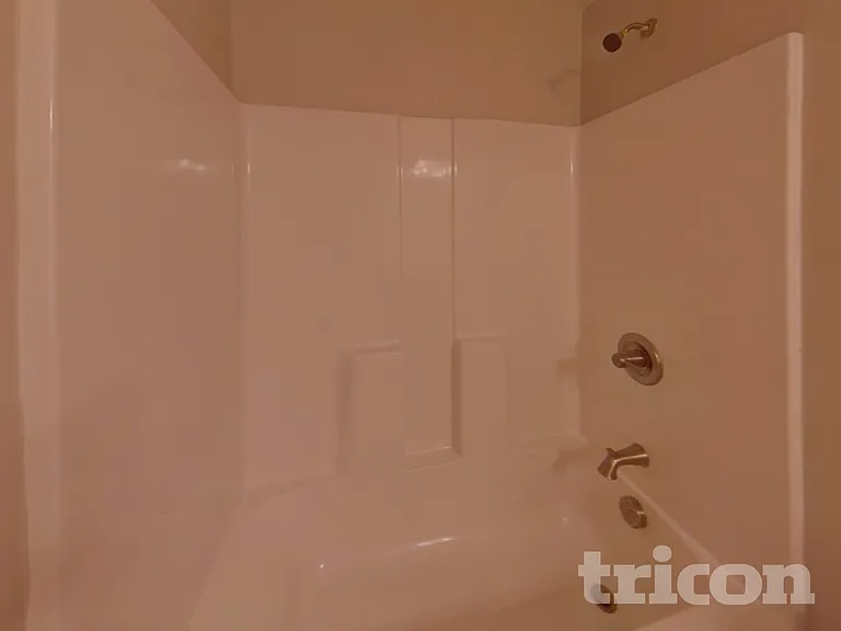 1013 Eldon Ln — Photo 14