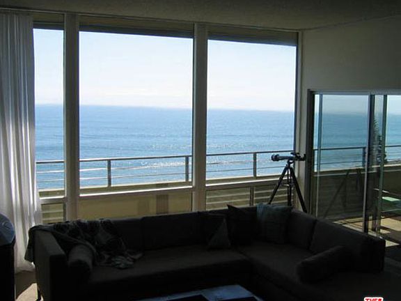 3rd image of 18063 Coastline Dr APT 2