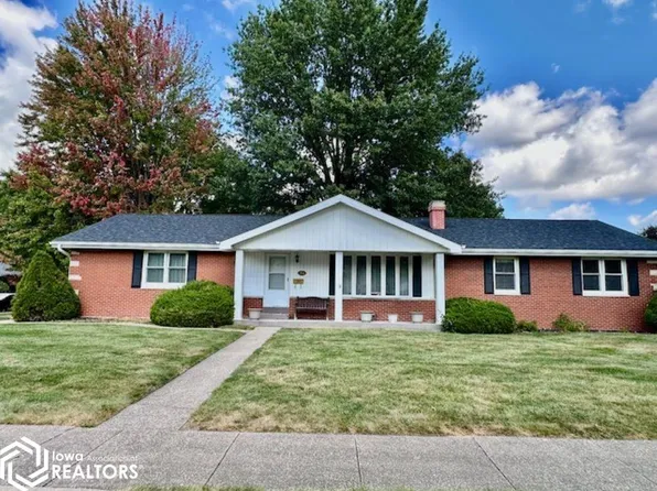 2906 Cathmar St, Burlington, IA 52601