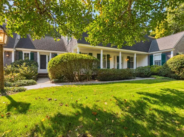 78 Plantingfield Way, Edgartown, MA 02539