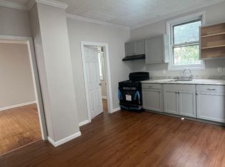 72 E 26th St, Bayonne, NJ 07002
