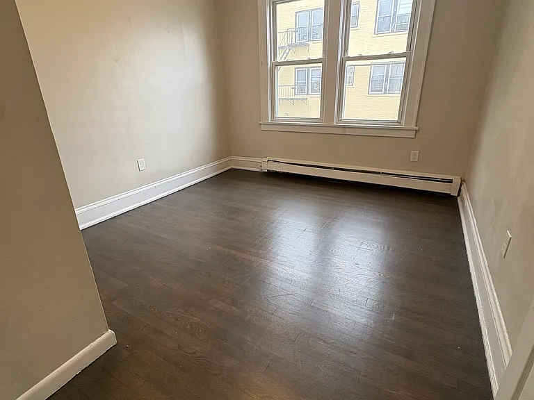 20 Claire Ave #B1 — Photo 2