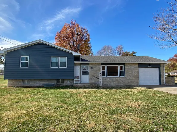 901 N 16th St, Murphysboro, IL 62966