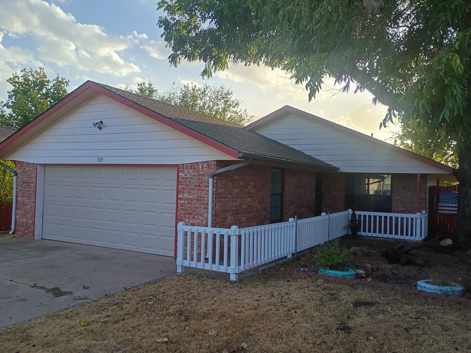 3 bed, 1199 sqft, $1,500 — Photo 1