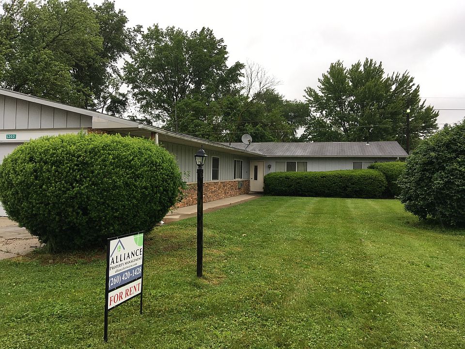 1st image of 1202 Lake Forest Dr #A-d