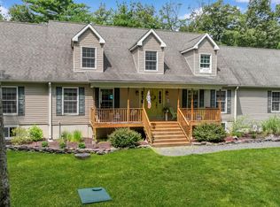 160 Center Rd, Dingmans Ferry, PA 18328