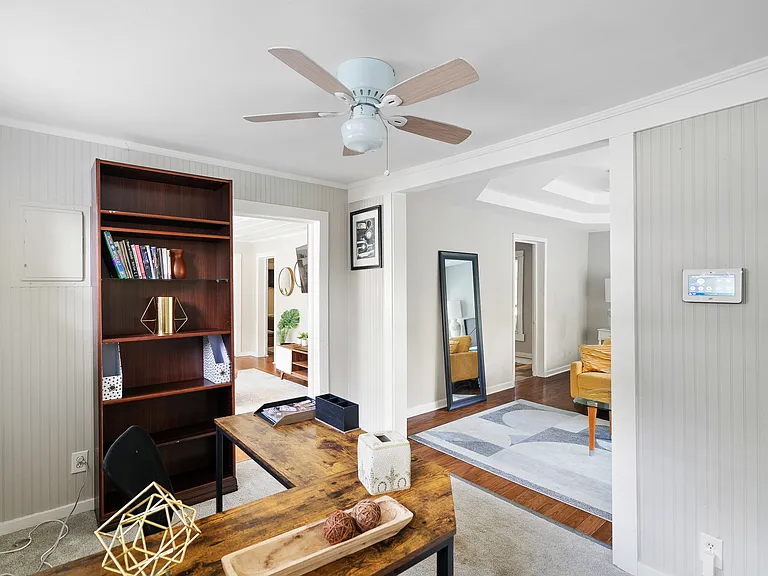 215 Wilson St — Photo 10