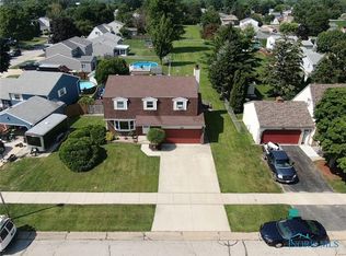 193 Chantilly Rue W, Northwood, OH 43619