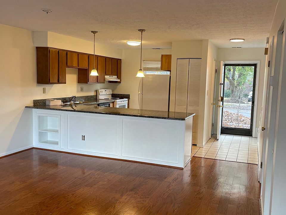 2nd image of 771 Spring Meadows Dr