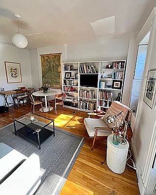4th image of 571 Saint Marks Ave APT 3