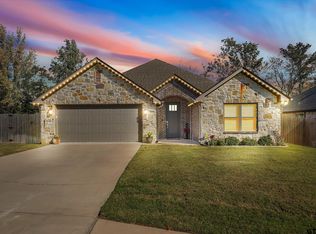 10059 Dayspring Dr, Flint, TX 75762