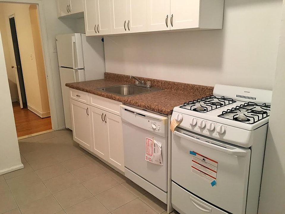 1st image of 246 E 46th St APT 6F