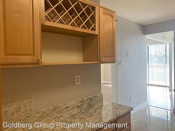 5th image of 7401 Westlake Ter APT 505
