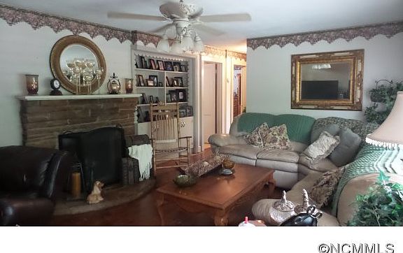 3rd image of 153 Clement Dr