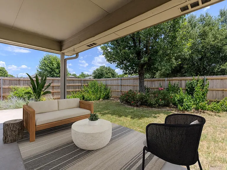 4703 Stonehaven Dr — Photo 31