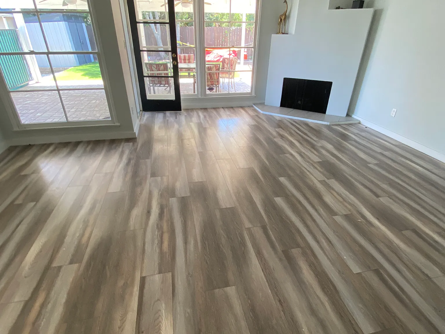 20840 Kittridge St — Photo 2