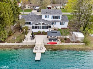 3869 Loton Dr, Fort Gratiot, MI 48059